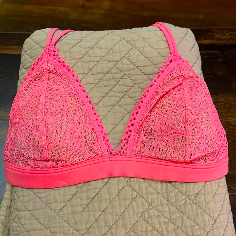 Victoria’s Secret Padded Lace Bralette